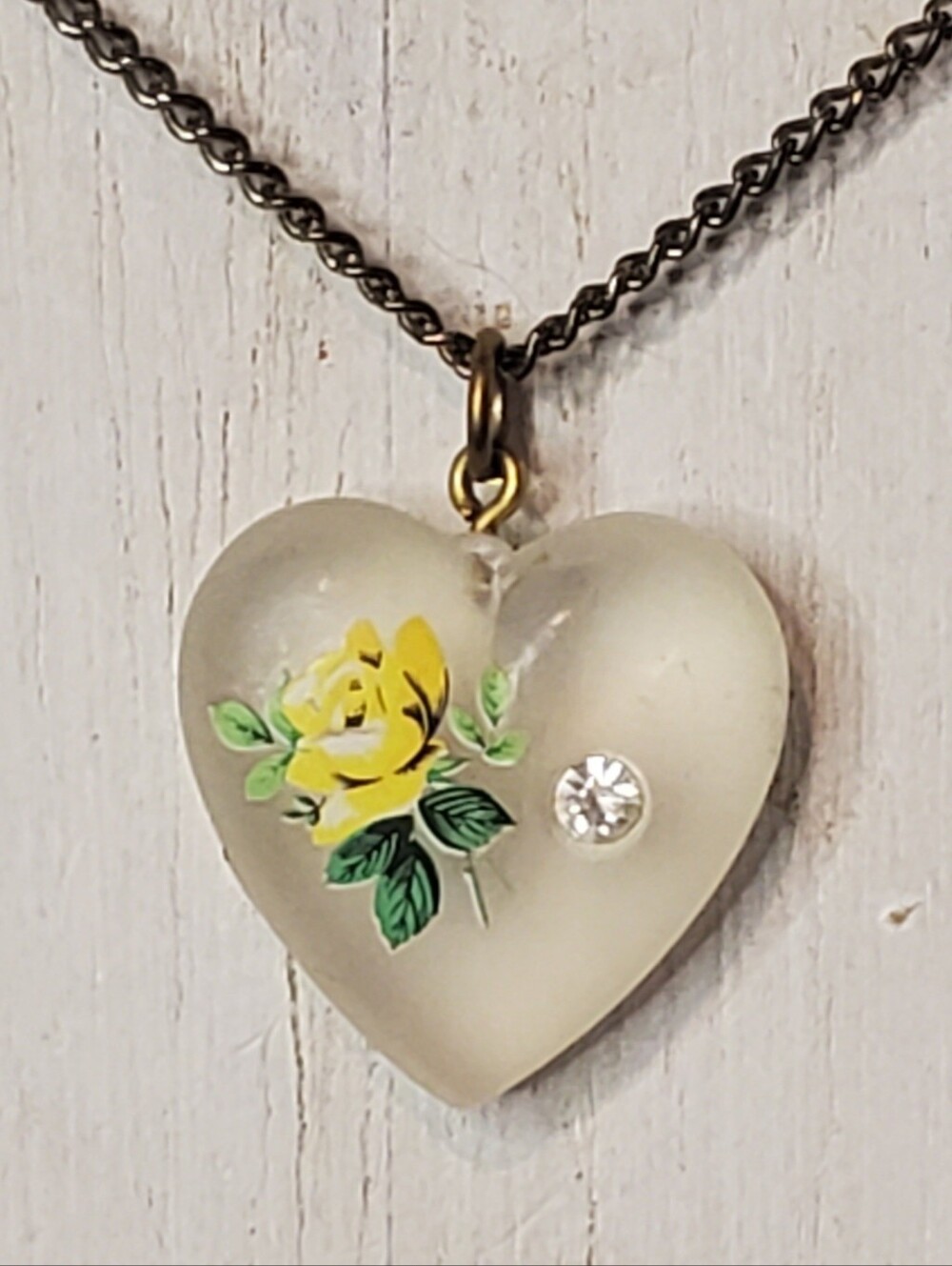 Vintage Frosted Heart Pendant Necklace Yellow Rose Rhinestone Silver Tone 18 Inc